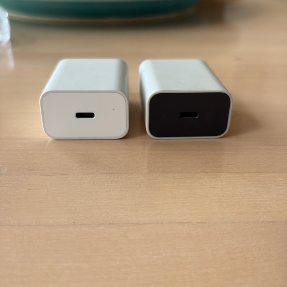 White USB -C (1/18)- (1/5) Watt Power Adapters - Picture 7 of 7